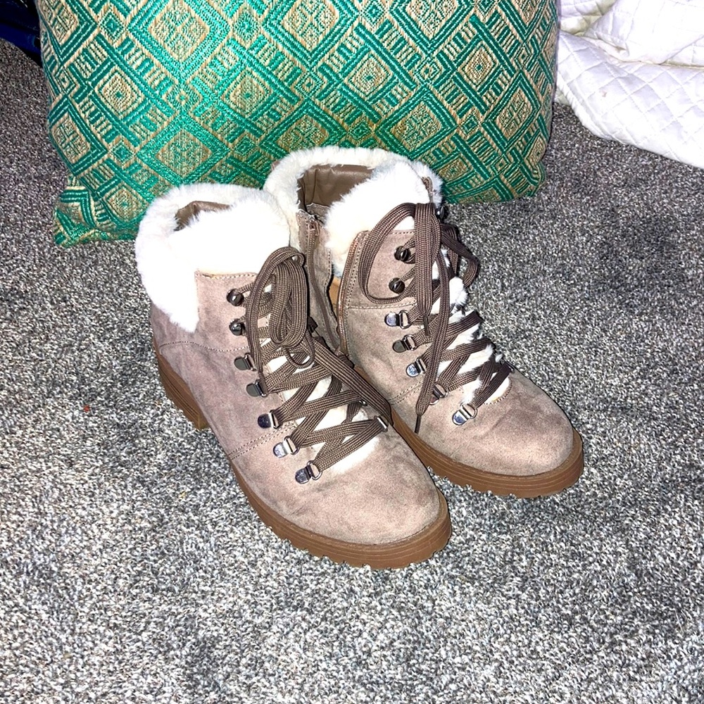 Torrid size 9 wide hiking style boots